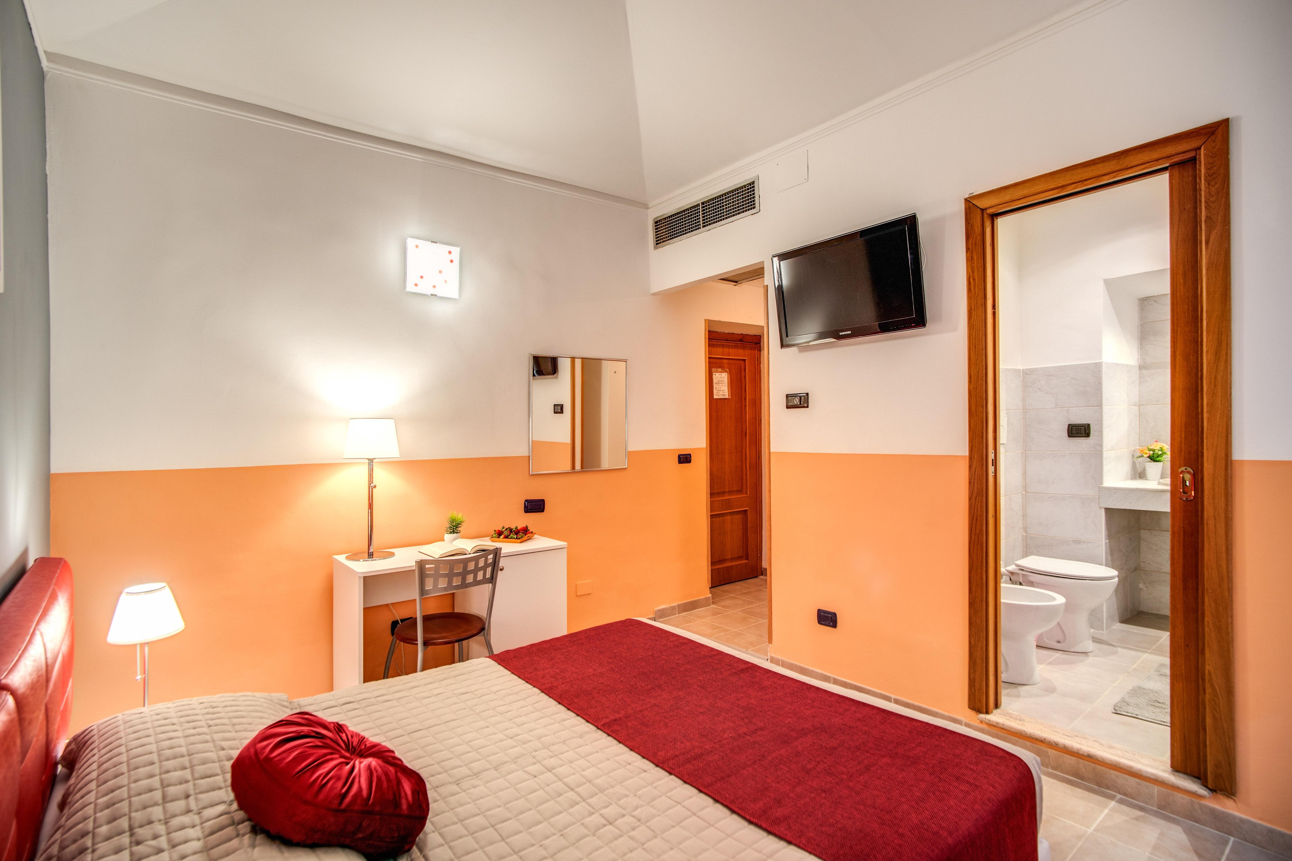 Magnifico Rome Hotel Exterior photo